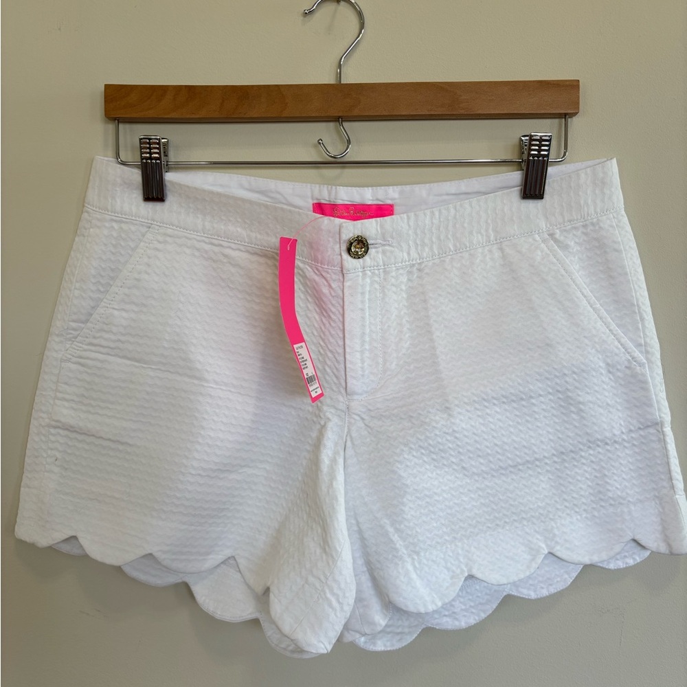 NWT Lilly Pulitzer Resort White  Buttercup shorts, size 4